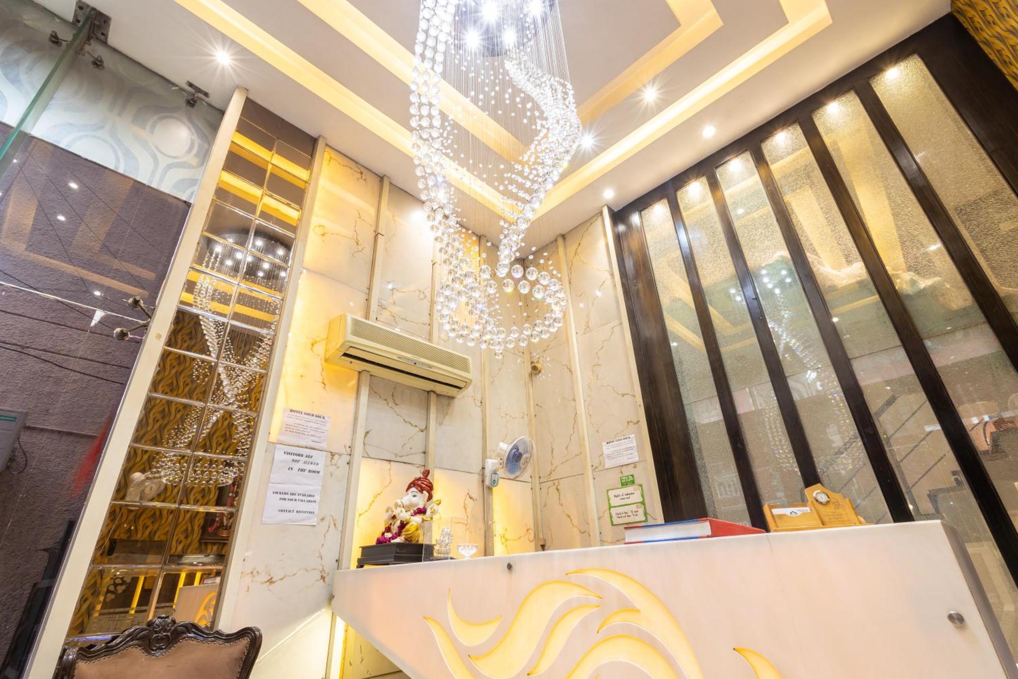 Hotel Gold Souk - Karol Bagh Дели Экстерьер фото