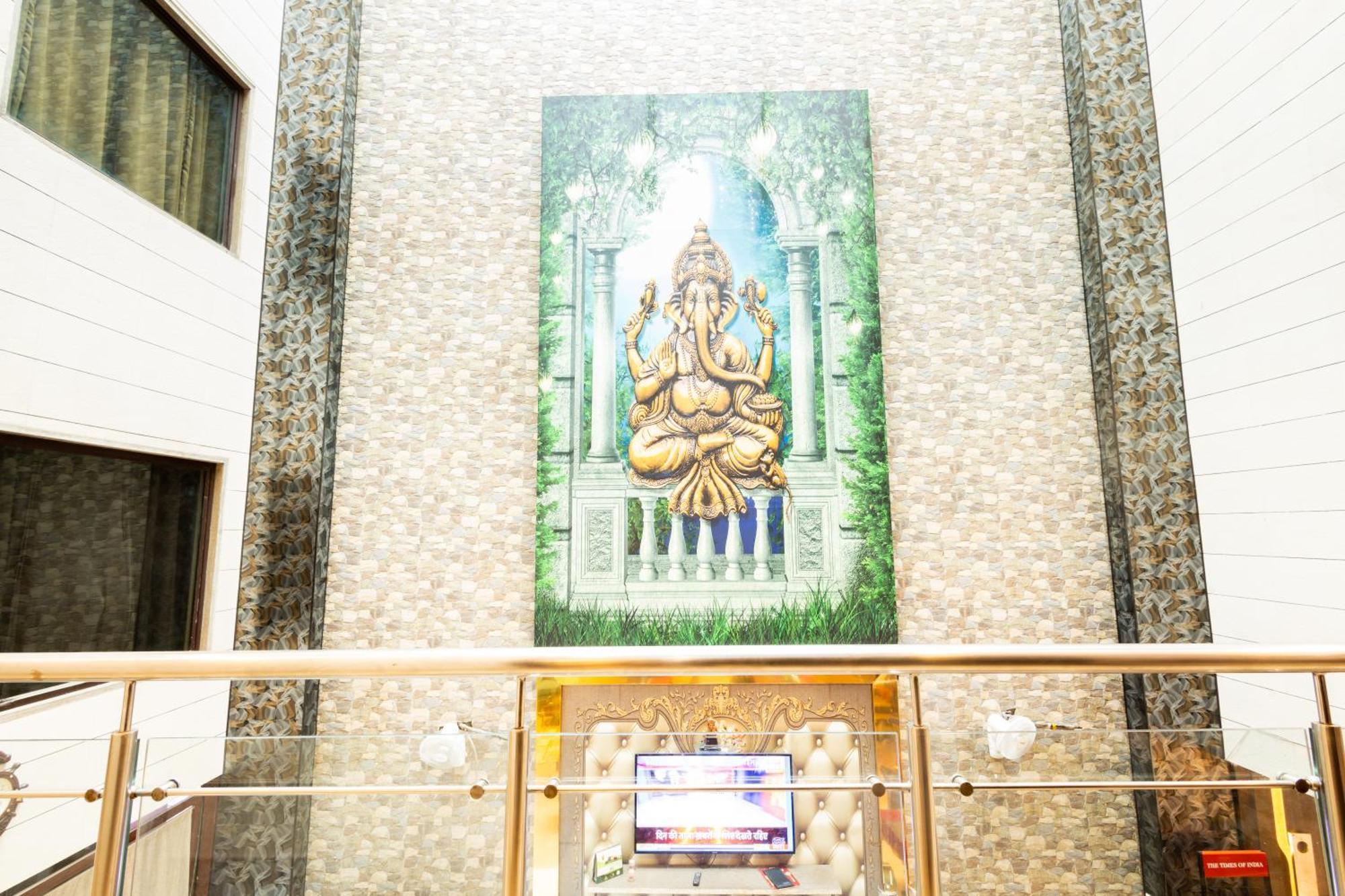 Hotel Gold Souk - Karol Bagh Дели Экстерьер фото